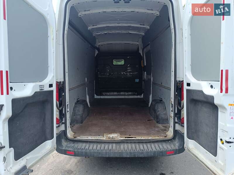 Грузовой фургон Ford Transit 2014 в Белополье