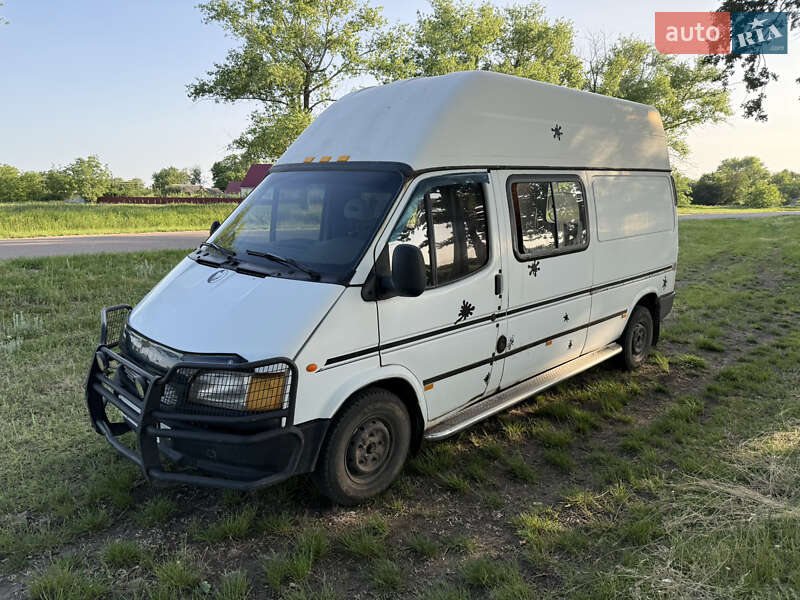 Грузовой фургон Ford Transit 1998 в 