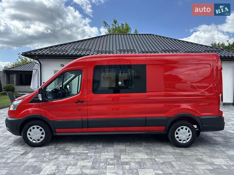 Грузопассажирский фургон Ford Transit 2017 в Дубно