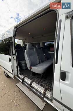 Минивэн Ford Transit 2011 в 