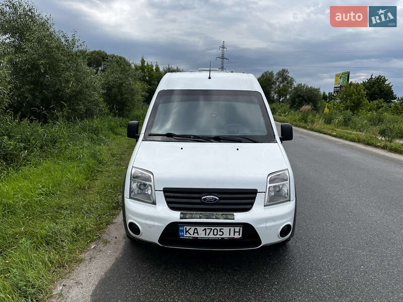 Бронированный автомобиль Ford Transit 2011 в 
