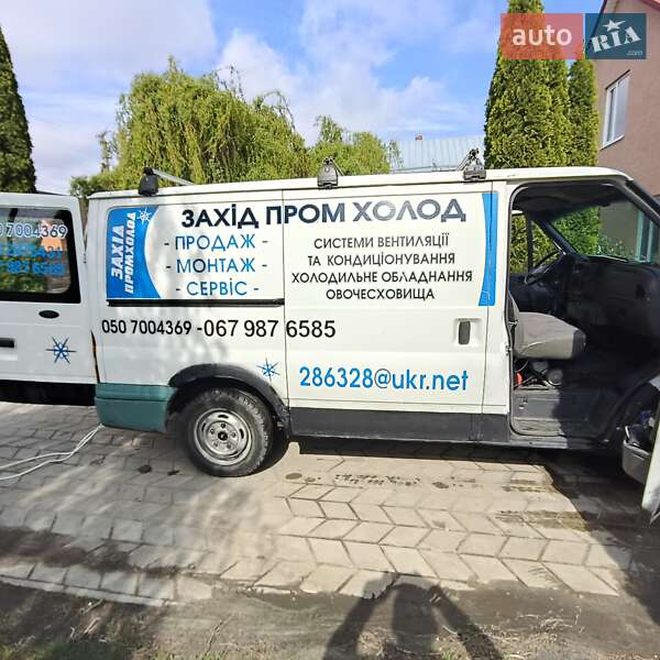 Грузовой фургон Ford Transit 2005 в Луцке