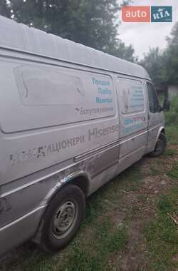 Вантажний фургон Ford Transit 2000 в 