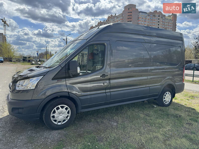 Грузовой фургон Ford Transit 2018 в 