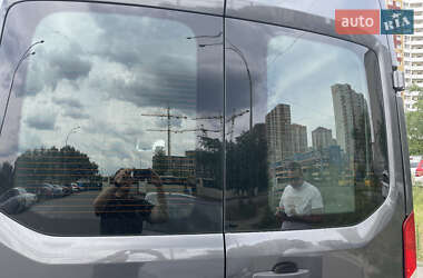 Грузовой фургон Ford Transit 2018 в 
