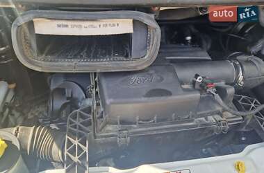 Грузопассажирский фургон Ford Transit 2013 в 