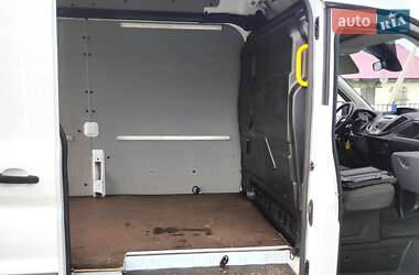 Грузовой фургон Ford Transit 2018 в 