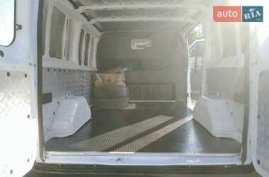 Грузовой фургон Ford Transit 2012 в 