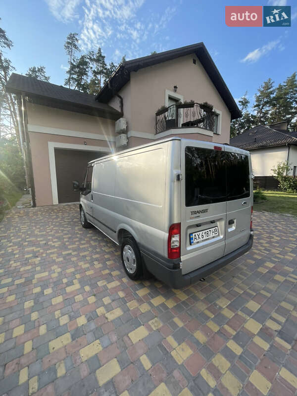 Грузовой фургон Ford Transit 2011 в Киеве