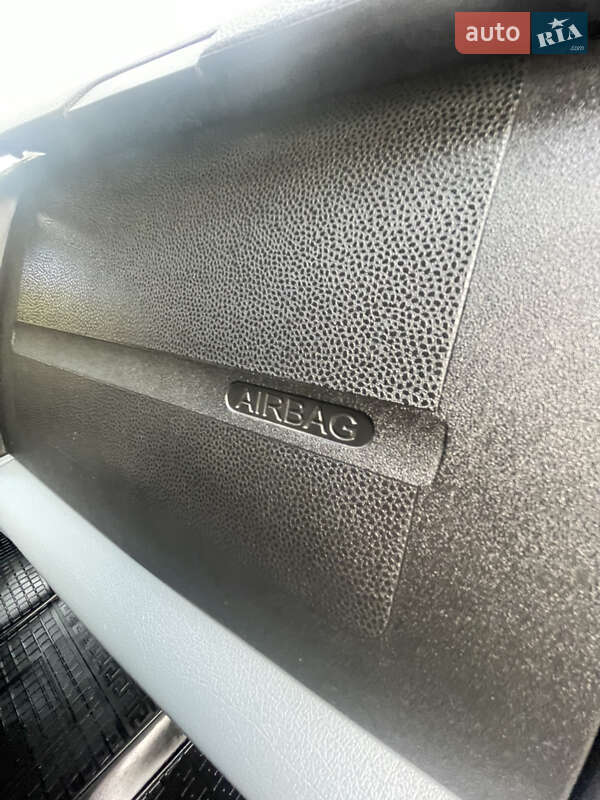 Грузовой фургон Ford Transit 2011 в Киеве