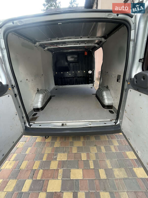 Грузовой фургон Ford Transit 2011 в Киеве