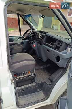 Вантажопасажирський фургон Ford Transit 2007 в 