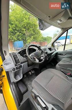 Грузовой фургон Ford Transit 2018 в 