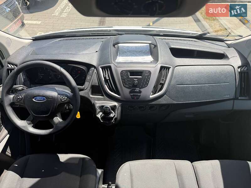 Микроавтобус Ford Transit 2023 в Ивано-Франковске