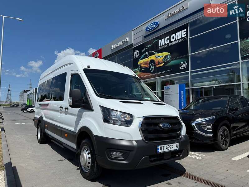 Микроавтобус Ford Transit 2023 в Ивано-Франковске