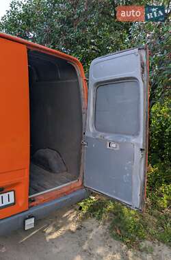 Грузовой фургон Ford Transit 1997 в 
