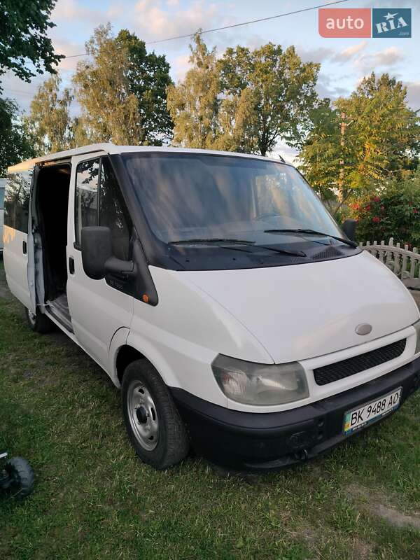 Грузопассажирский фургон Ford Transit 2004 в Рокитном
