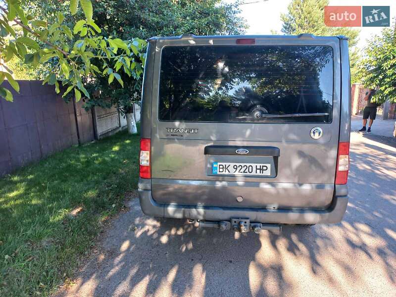 Грузопассажирский фургон Ford Transit 2007 в Ровно