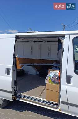 Грузовой фургон Ford Transit 2011 в 