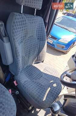 Грузовой фургон Ford Transit 2011 в 