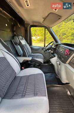 Вантажний фургон Ford Transit 2010 в 