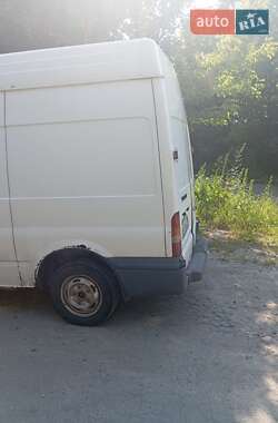 Грузовой фургон Ford Transit 2004 в 