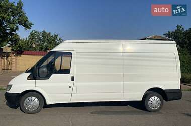 Грузовой фургон Ford Transit 2000 в 