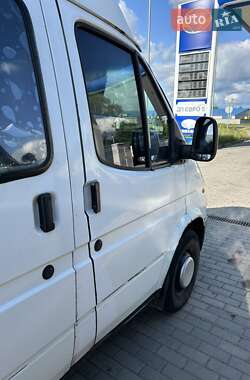 Грузовой фургон Ford Transit 1998 в 