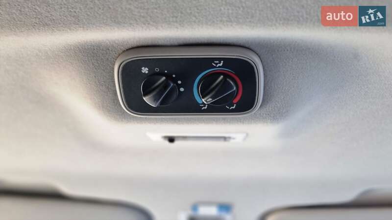 Микроавтобус Ford Transit 2008 в Староконстантинове