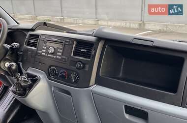 Грузовой фургон Ford Transit 2012 в 