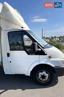 Грузовой фургон Ford Transit 2004 в 