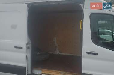 Грузовой фургон Ford Transit 2017 в 