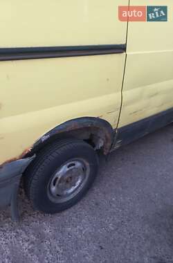 Вантажний фургон Ford Transit 2002 в 