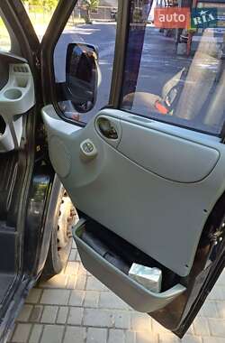 Вантажний фургон Ford Transit 2012 в 