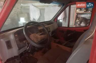 Грузопассажирский фургон Ford Transit 1990 в 