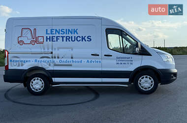 Вантажний фургон Ford Transit 2017 в 
