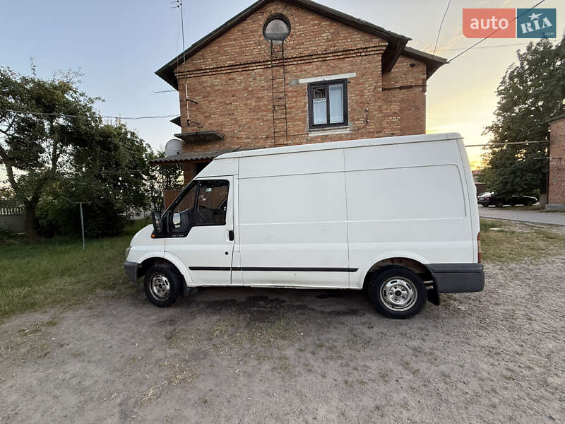Вантажний фургон Ford Transit 2005 в 