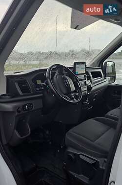 Вантажний фургон Ford Transit 2019 в 