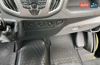 Вантажний фургон Ford Transit 2016 в 