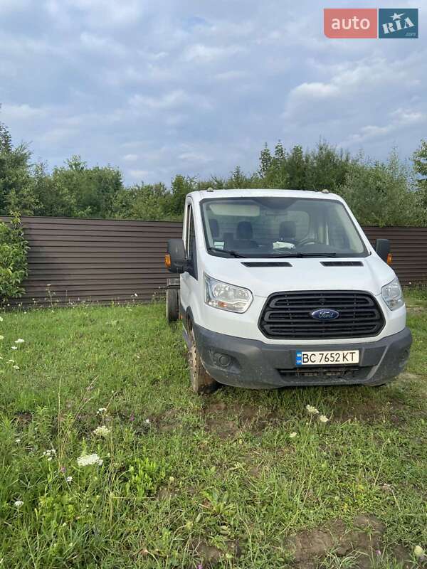 Борт Ford Transit 2015 в Стрию
