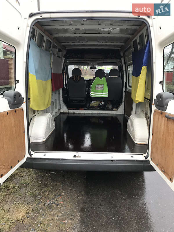 Грузовой фургон Ford Transit 2005 в Киеве