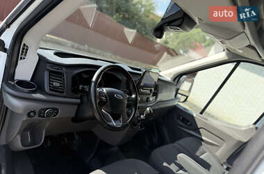 Грузовой фургон Ford Transit 2020 в 