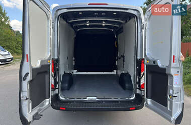 Грузовой фургон Ford Transit 2021 в 