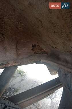 Грузовой фургон Ford Transit 1999 в 