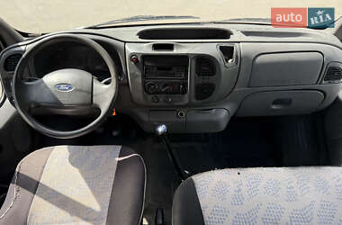 Микроавтобус Ford Transit 2005 в 