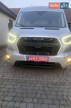 Грузовой фургон Ford Transit 2022 в 
