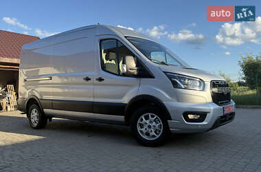 Грузовой фургон Ford Transit 2022 в 