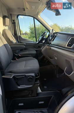 Грузовой фургон Ford Transit 2022 в 