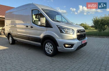 Грузовой фургон Ford Transit 2022 в 