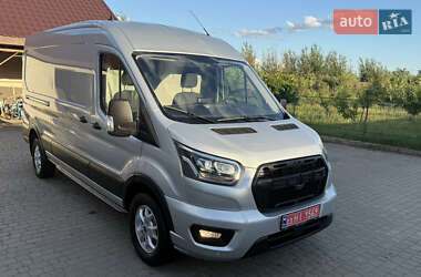 Грузовой фургон Ford Transit 2022 в 